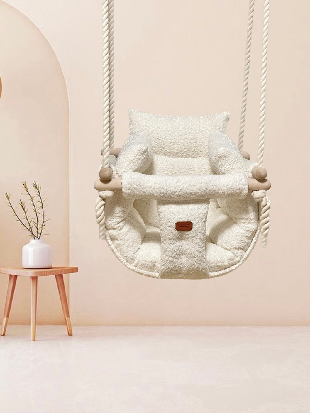 Handgefertigte beige Indoor-Schaukel für stilvolles Interieur. Premium Babyschaukel. Babyschaukel, Bohome Design, Kinderschaukel Indoor Swing